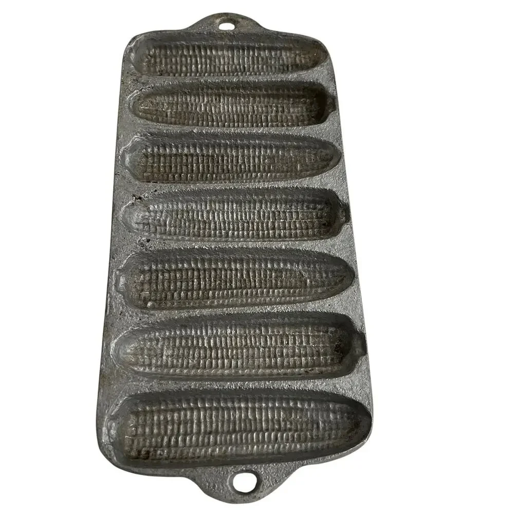Vintage Cornbread Stick Pan Cast Aluminum Corn Cob Mold 7-Cavity USA Style